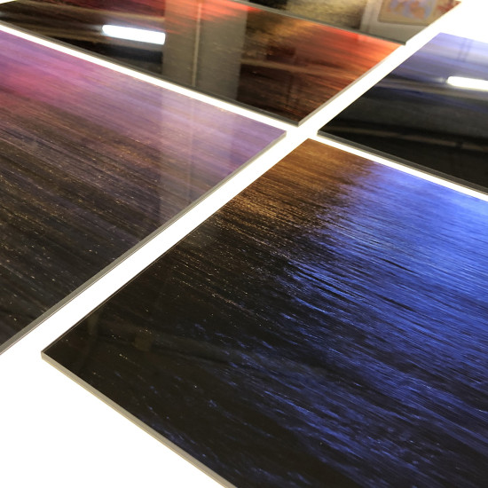 Starke Brillianz – Fotografien von Oskar Gilliéron hinter 4 mm Acrylglas